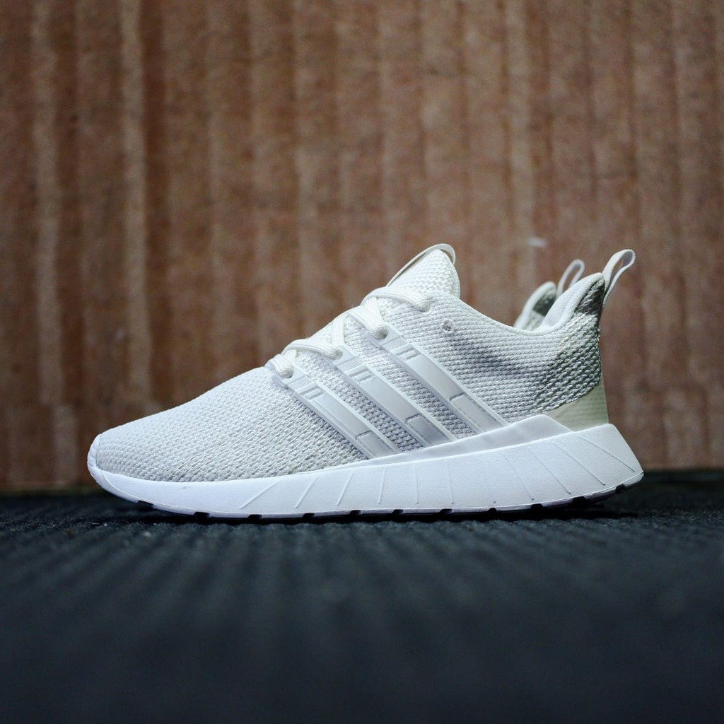 adidas questar flow full white