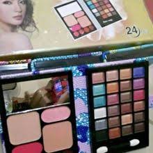 Eyeshadow Dompet Besar/ Make up Palette Dompet Besar