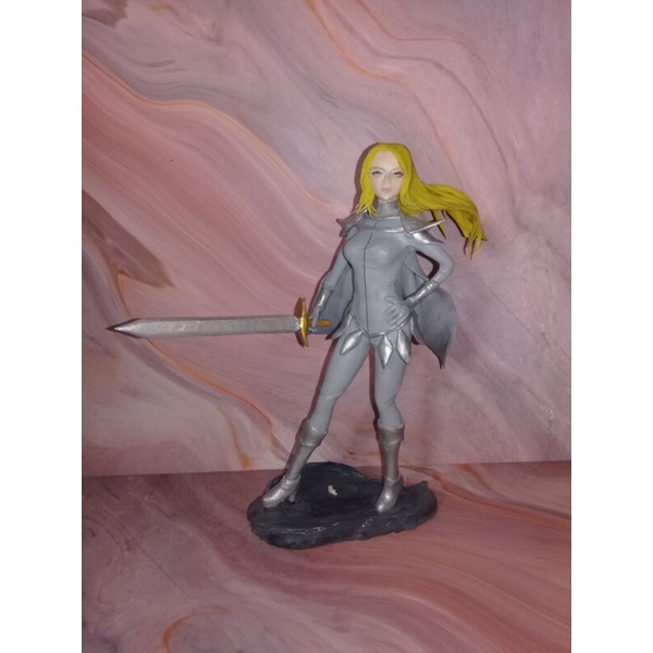 figure claymore