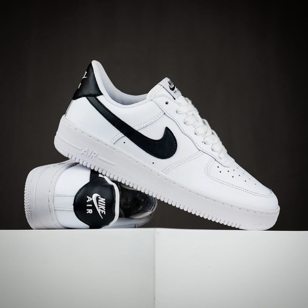 NIKE AIR FORCE 1 WHITE BLACK ORIGINAL