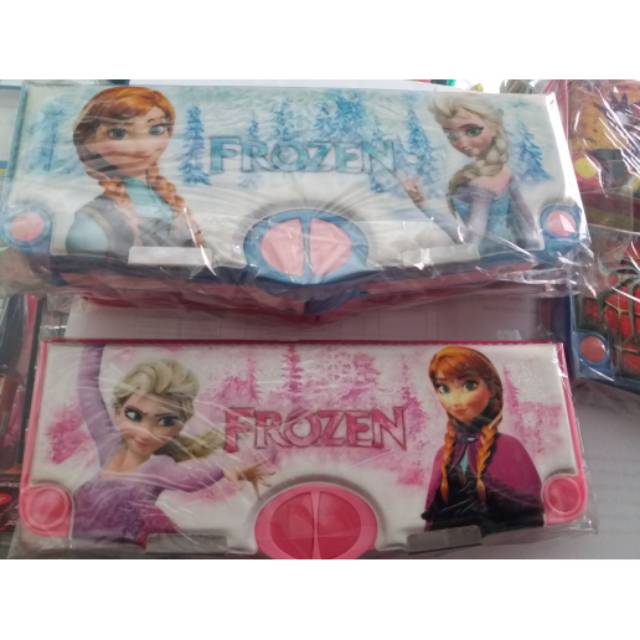 

tempat pensil karakter kartun