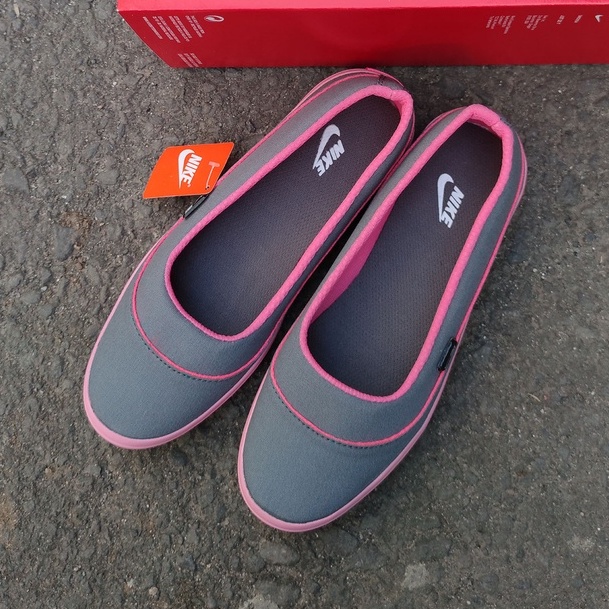 SEPATU SLIP ON WANITA TERBARU 05 ABU PINK.SEPATU HIJABERS.SEPATU KERJA.SEPATU WANITA