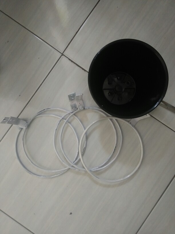 Standing Pot Dinding Termurah Langsung Dari Pabrik Gantunganbunga Rak Pot Dinding