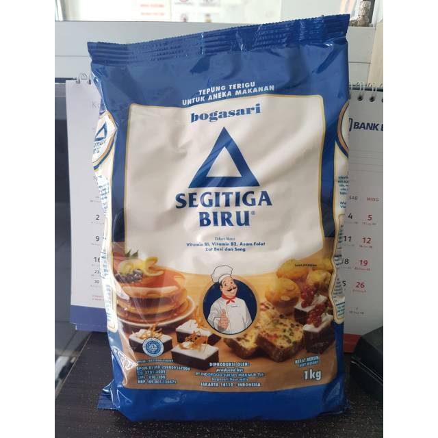 

Tepung Terigu Segitiga Premium 1 kg