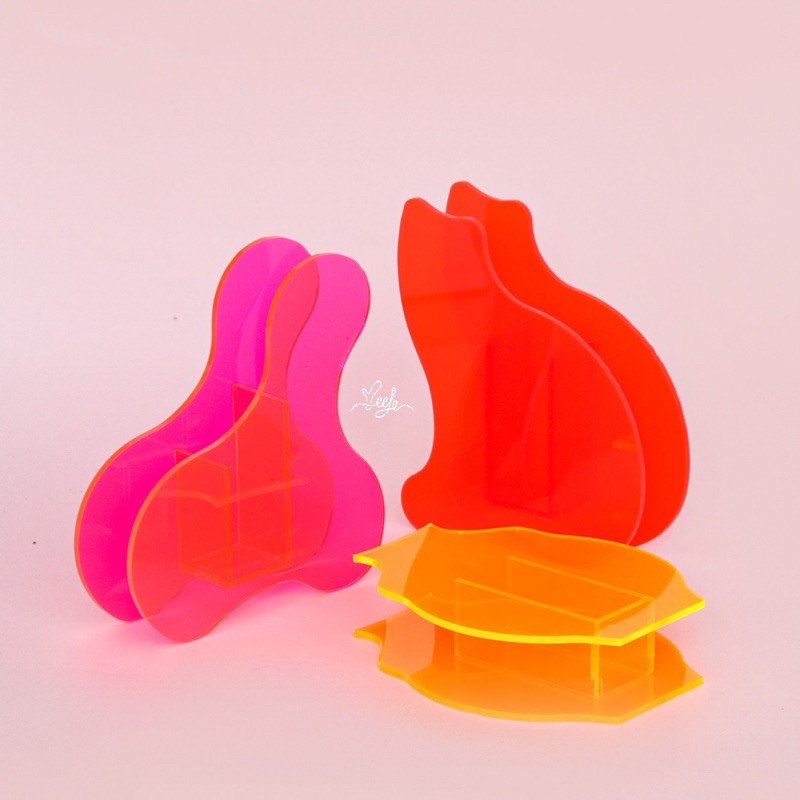 Acrylic vase  | Vas bunga akrilik neon