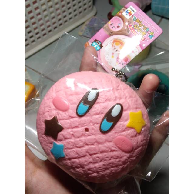 

Kirby macaron