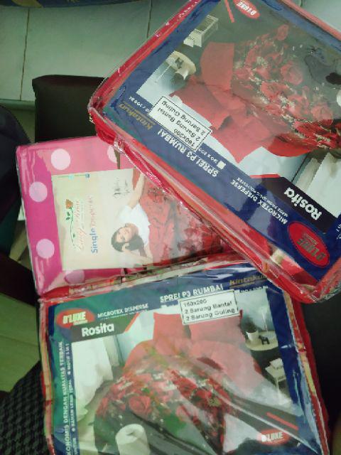 Sprei Lady Rose Hello Kitty Daniel 90x200