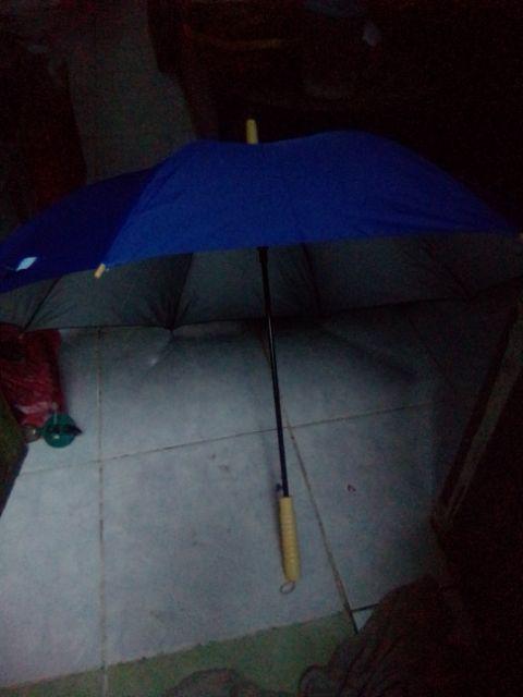 Payung Dewasa Handle Kayu Polos Cetak Logo Payung Ungu Payung Souvenir Hotel Kantor Hiasan Gantung