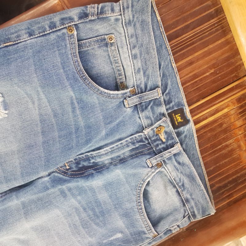 Celana jeans Lee