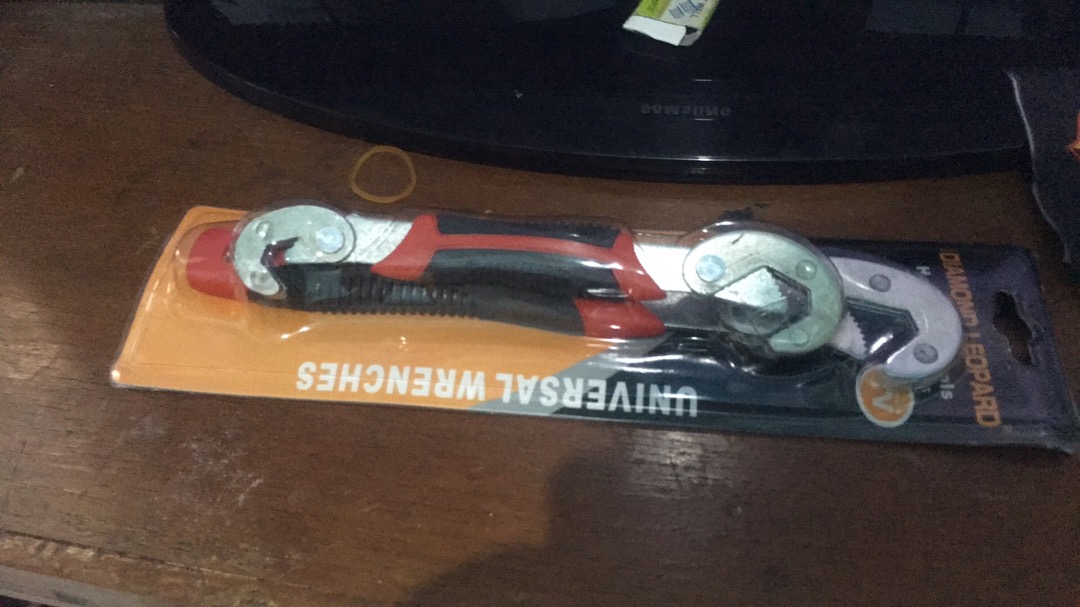 Kunci Pas Inggris Serbaguna Snap N Grip Universal Wrench