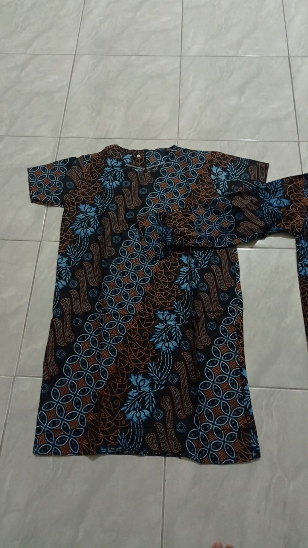 Atasan Batik Dolby Dolbi Dobby Doby Tenun Sutra Tulis Halus Katun Atbm Baron ,sarombit Atasan