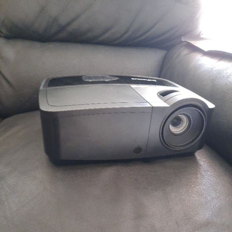 InFocus IN128HDX Proyektor 4000 ANSI Lumens Full HD