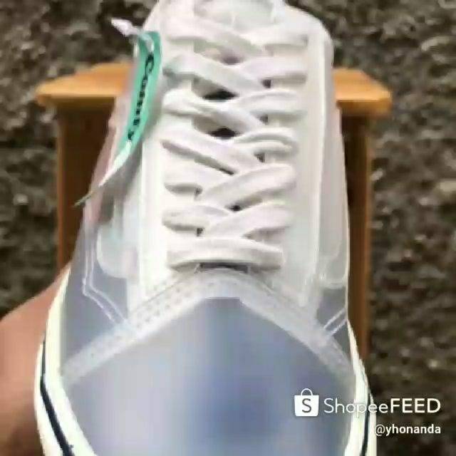 Vans ComfyCush Slip-Skool (Canvas) True Navy/Red

Original Resmi Navya
BNIB (Brand New In Box)