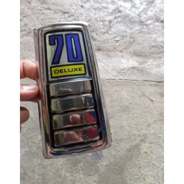 Emblem Logo Dasi C70 honda C70