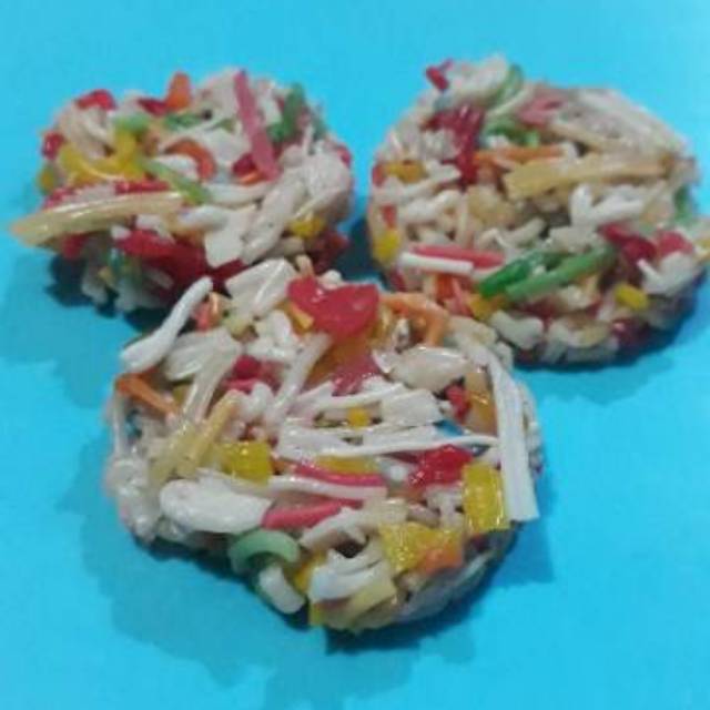 

Kerupuk manohara
