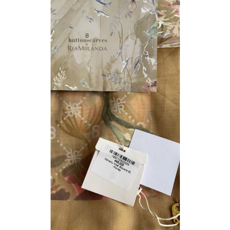 Xanadu voal square XL