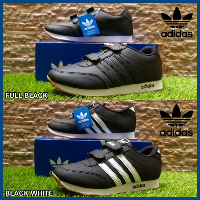 SEPATU ANAK SEKOLAH ADIDAS JUNIOR HITAM SIZE 32 - 38 USIA 5 - 11 TAHUN / SEPATU SEKOLAH ANAK PAUD TK SD ADIDAS MADE IN VIETNAM