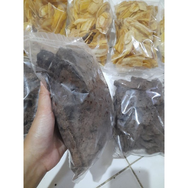 

KERIPIK PISANG RENYAH 250g