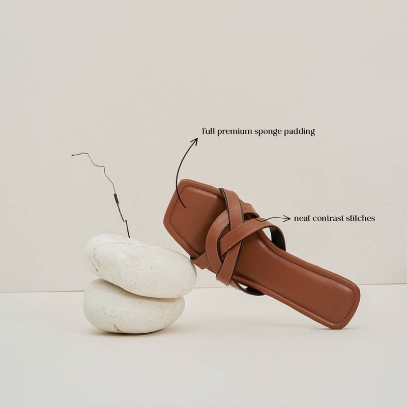 [NEW] Claryn Shoes - Milan Sandals in Tan (size 37) | Claryn The Label