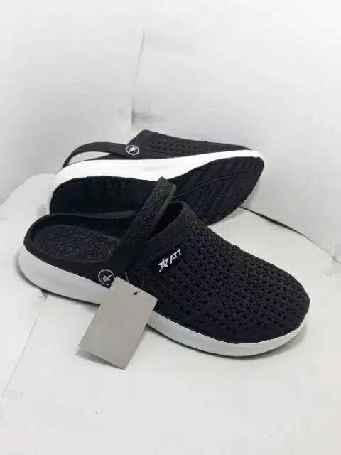 Sepatu sandal att