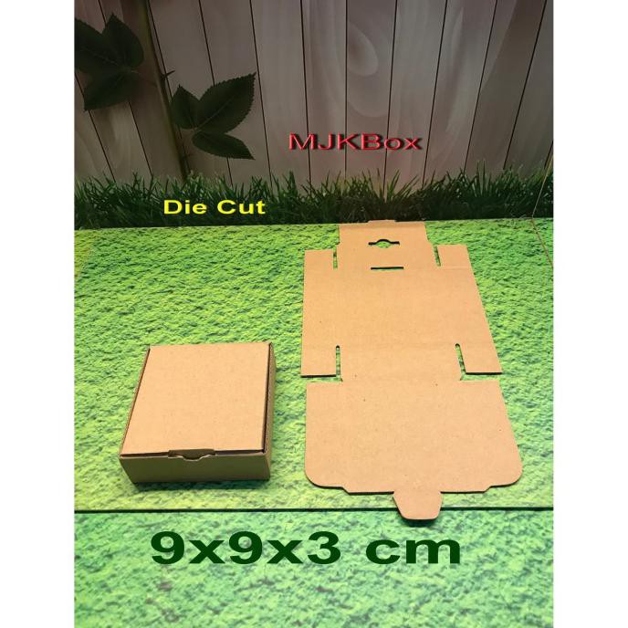 

5Fr6Dty- Kardus/Karton/Box Uk. 9X9X3 Cm,,Die Cut....Baru Polos 7Tttyr6-