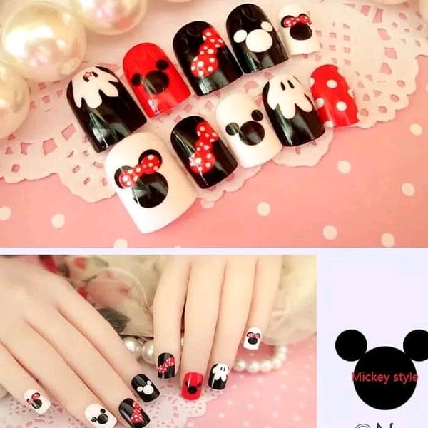 Mickey 24 Pcs Kuku Palsu Fake Nail Manicure Sticker KU031