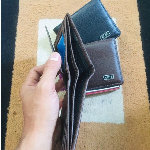 dompet UD-zen pria lipat biasa bahan bona motif urat kayu yang unik deban baruoao logo yang keren asli pengrajin lokal #dompet #dompetpria #dompetcwok #dompetkeren