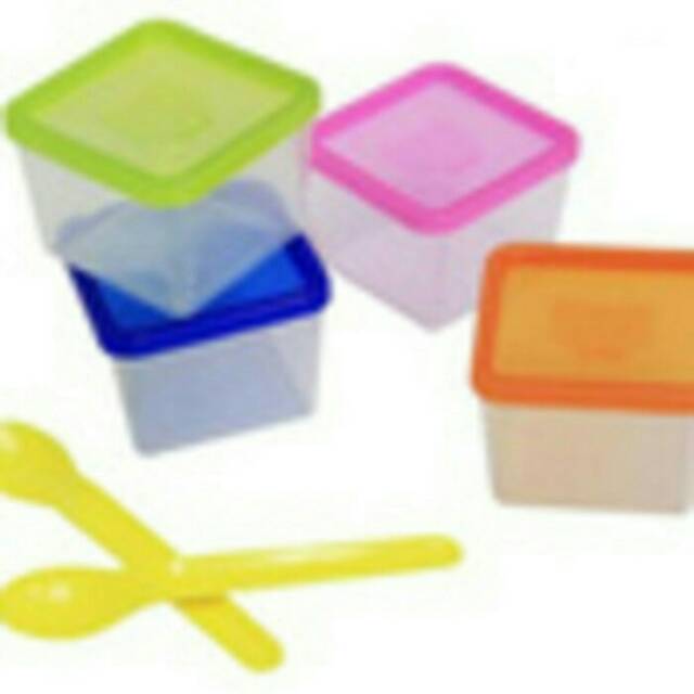 Lucky Baby Box-It Food Containers &amp; Spoon