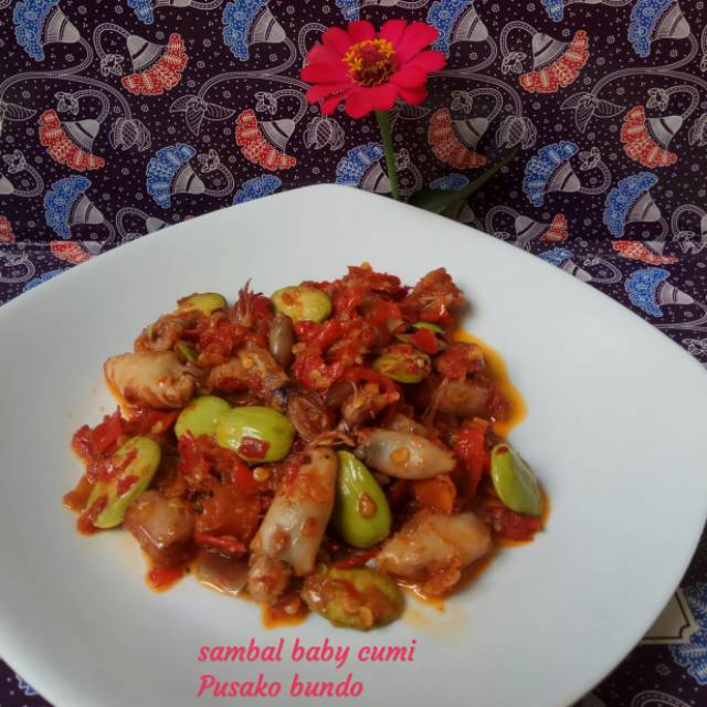 

Sambel Baby Cumi 250 gr Pusako Bundo