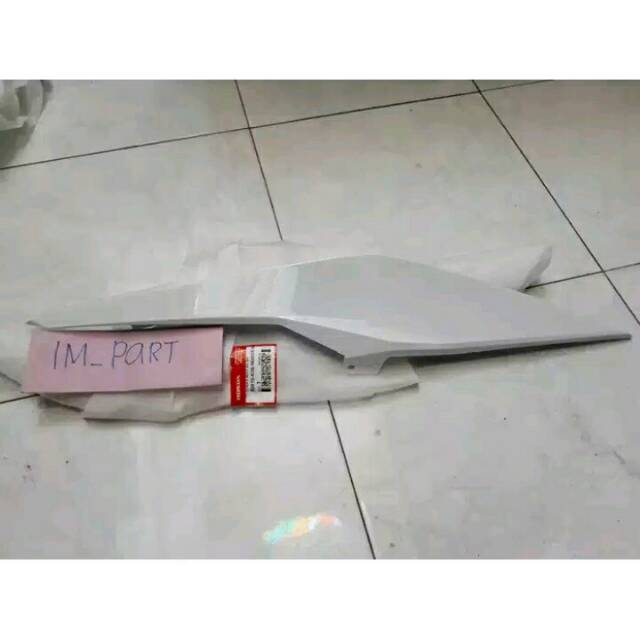 Cover body honda new sonic, kanan warna putih