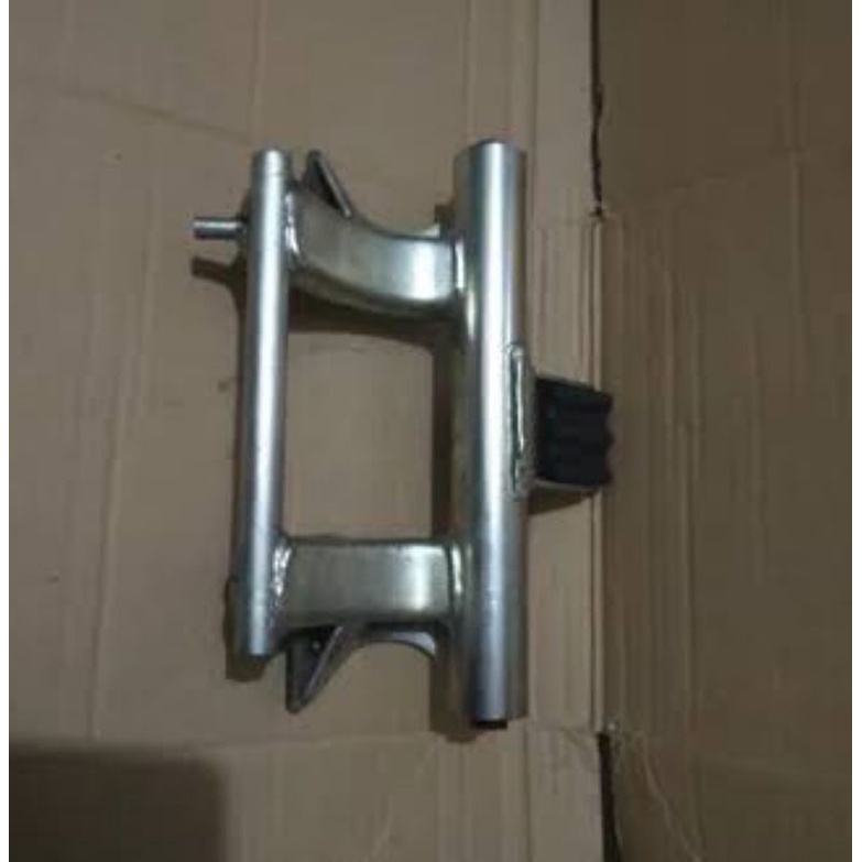 lengan ayun sasis Vario 125/150 LED original (seken)