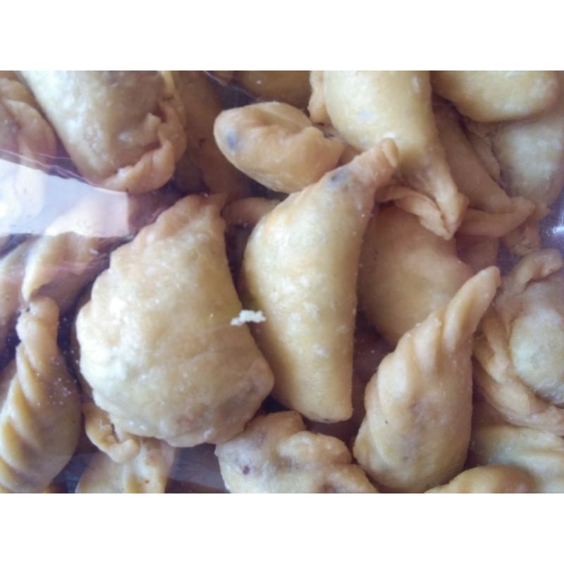 

Snack Asin Gurih Pastel Abon Sapi / Pastel Kering / Kue Pastel / Pastel Mini Abon / Makanan Ringan rasa Abon Sapi