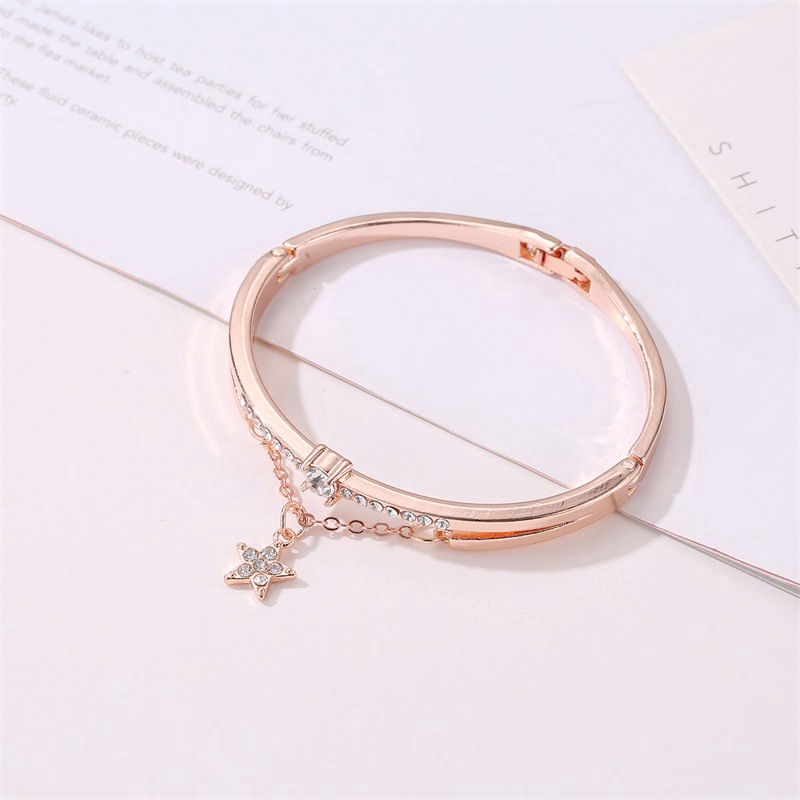 YEEZII Luxury Crystal Gold Star Bangle Vintage Charm Multilayer Bracelet Women Accessories Jewelry Gift