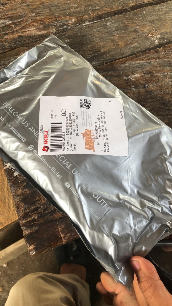 Manzone Kemeja Batik Pria Lengan Panjang Modern Fit Adiwangsa 4-bestbuy-brown