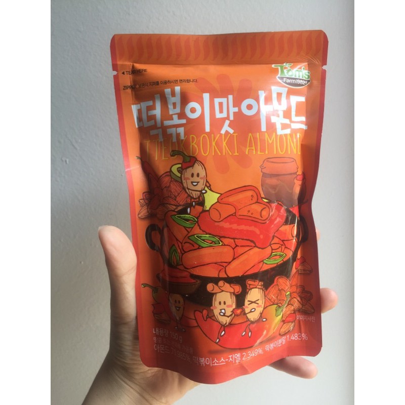 

tteokbokki almond