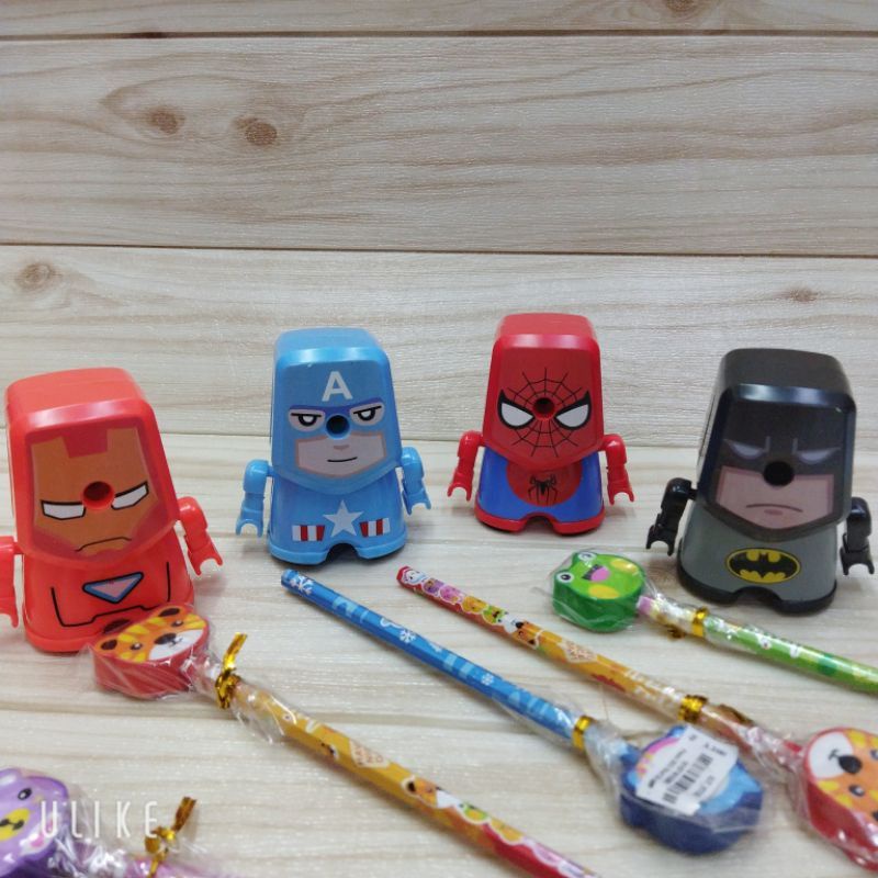 

Rautan putar karakter superhero super hero