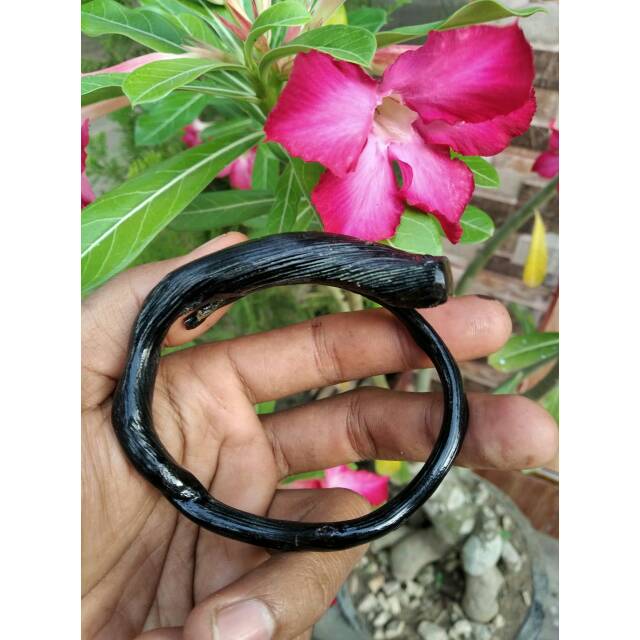 GELANG AKAR BAHAR HITAM SUPER