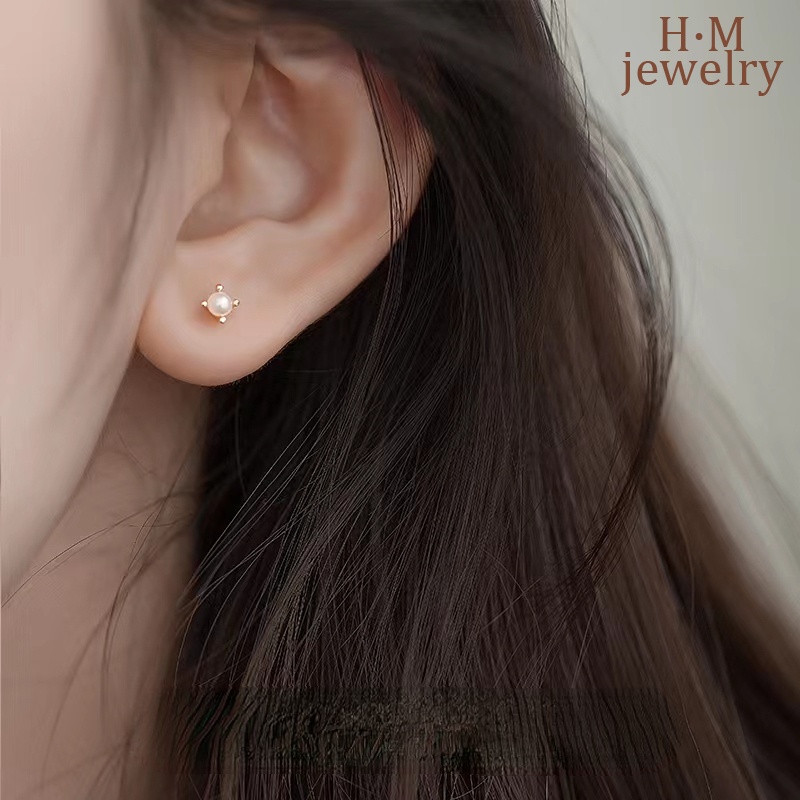 Anting Tusuk Sterling Silver 925 Desain Empat Cakar Mini Hias Mutiara Untuk Wanita