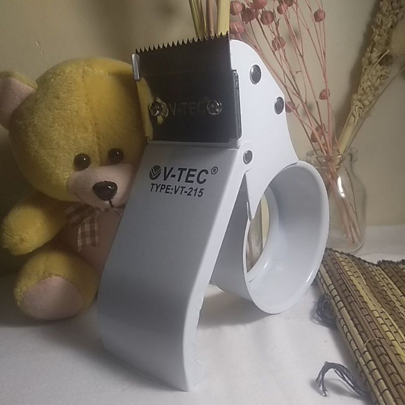 

Tape cutter | preloved |