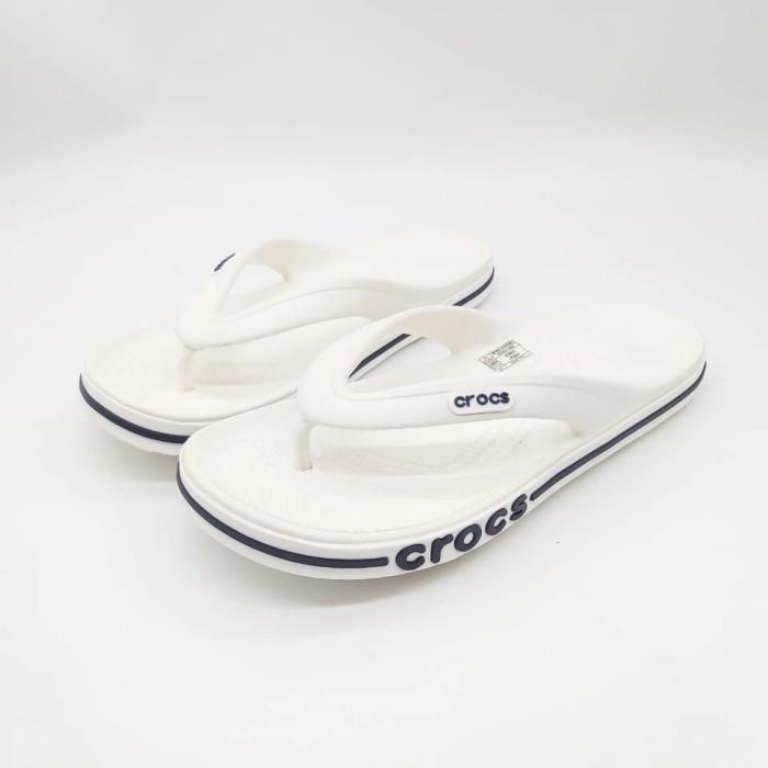 SANDAL CROCS PRIA BAYABAND FLIP ORIGINAL CROCS - PUTIH
