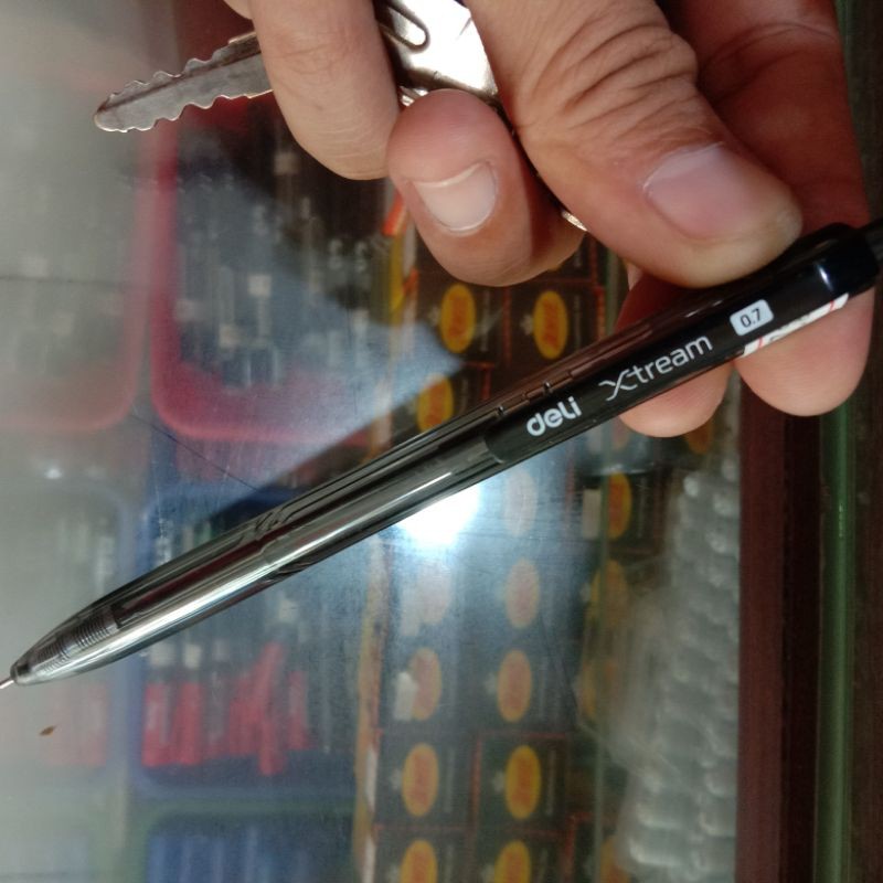 

Bolpoin deli pulpen berkualitas