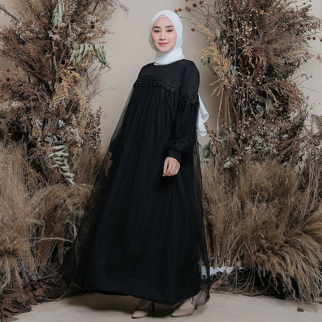 AMIRA DRESS