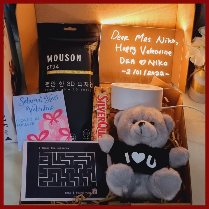 

Hampers Valentine / Kado Valentine / Hadiah Cowok / Gift Box Cowok