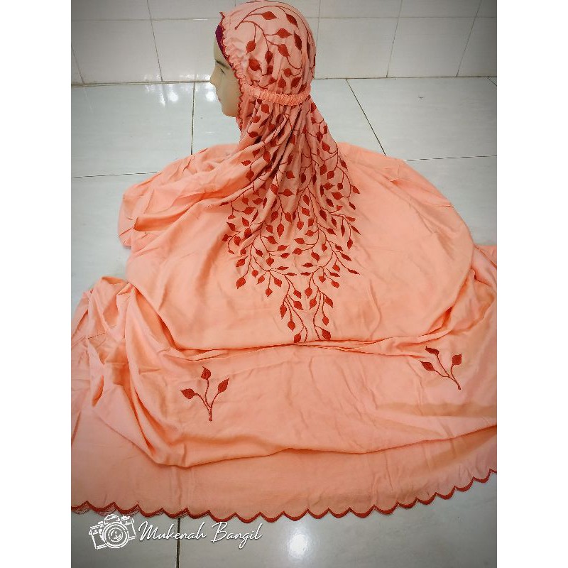 Mukena terusan rayon super bordir motif daun cantik | Mukenah Bangil