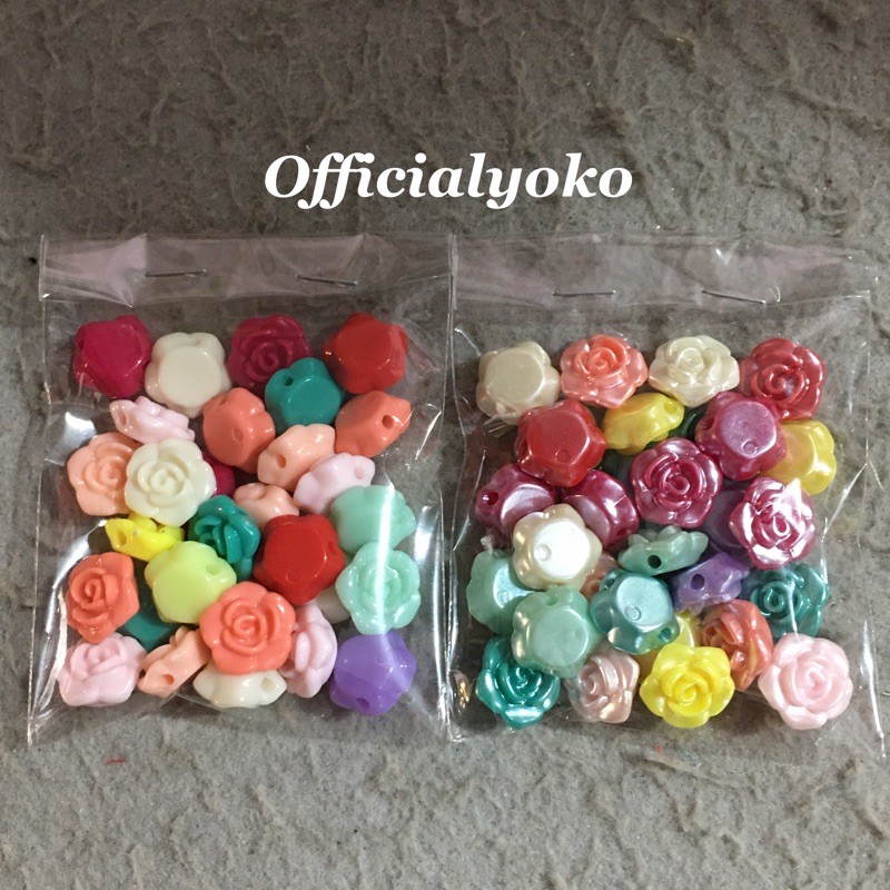 Manik Bunga Mawar Kecil warna mix random (15gram)