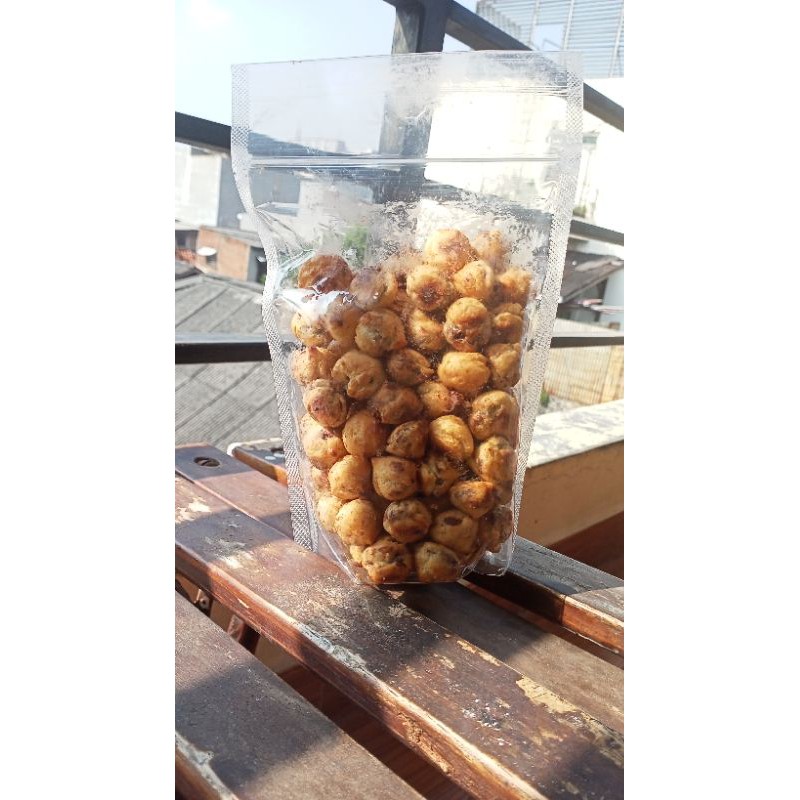 

Soes Kering Isi Coklat