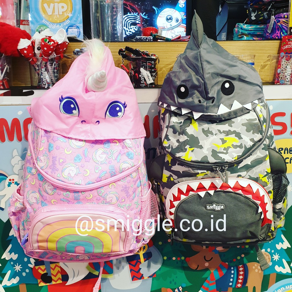 smiggle hoodie backpack