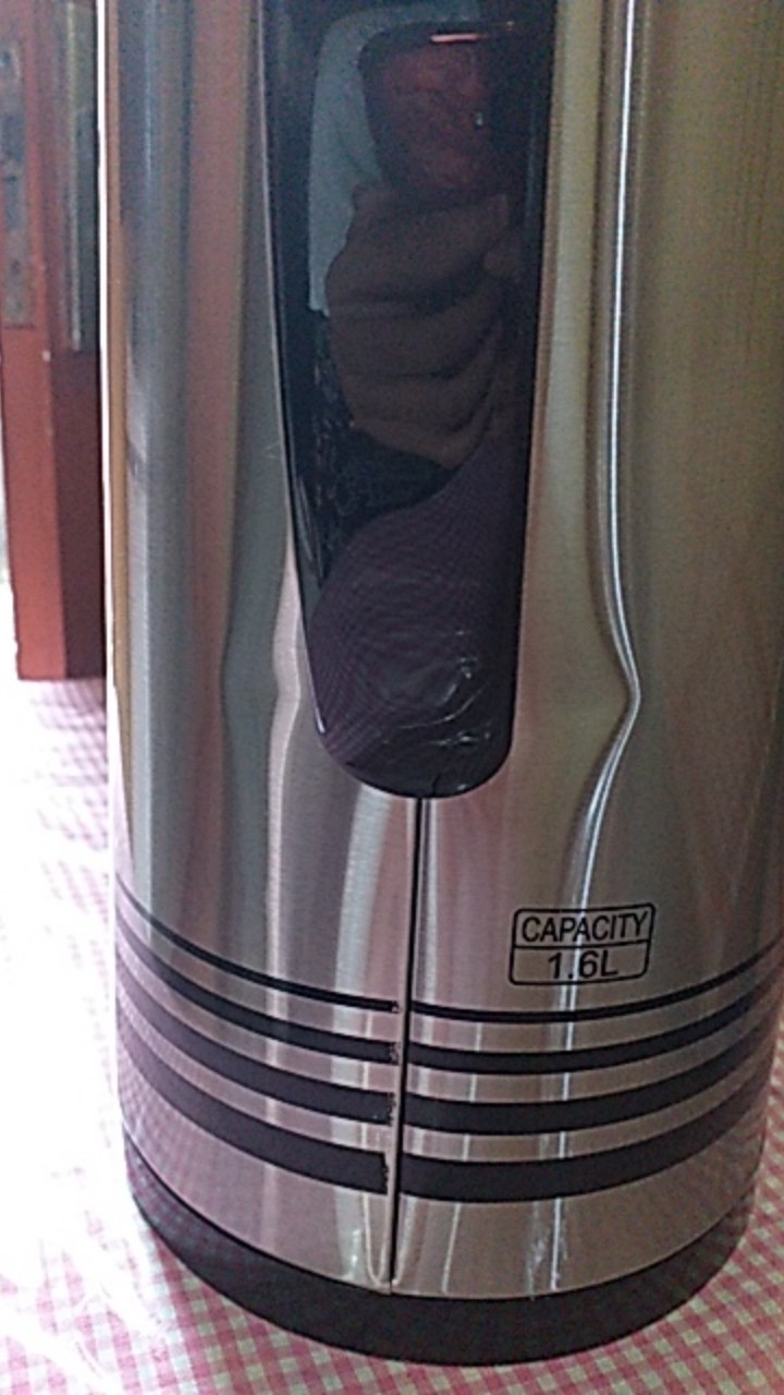 Delvonta Vacuum Jug Hs / Termos Air Panas