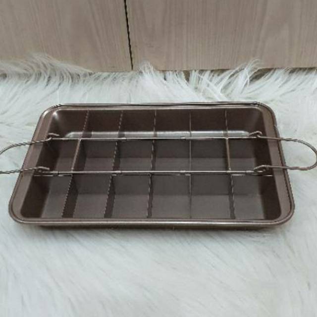 Premium brownie pan /loyang sekat anti lengket bongpas / tanpa sambungan