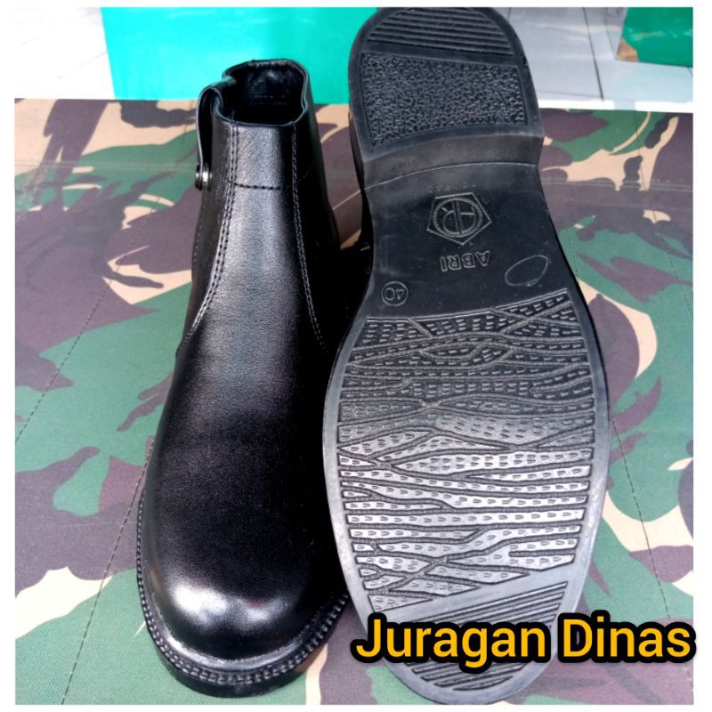 Sepatu PDH resleting samping merk AR Exclusive hitam dove